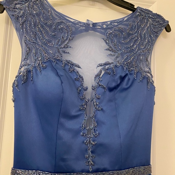 Prom Dress - Picture 2 of 6